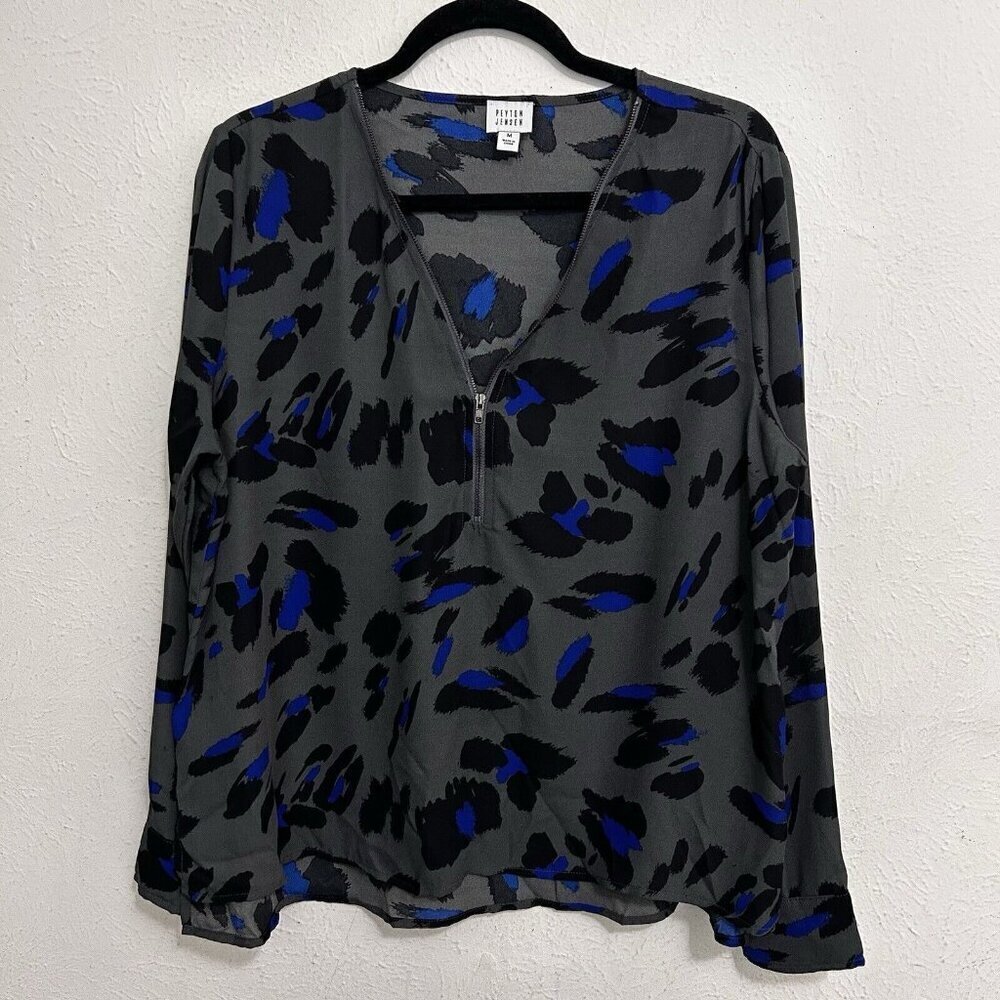 Peyton Jensen Women's Blouse Size M Gray Blue Animal Print 1/2 Zip Long‎ Sleeve